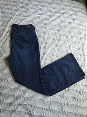 Shyanne Indigo Bootcut Jeans with Stitched Back Pocket